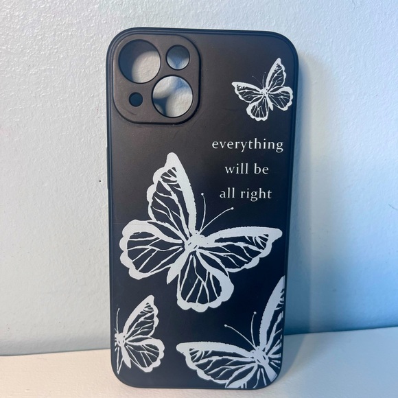 iPhone 13 Cases Set of 3 - Picture 4 of 6